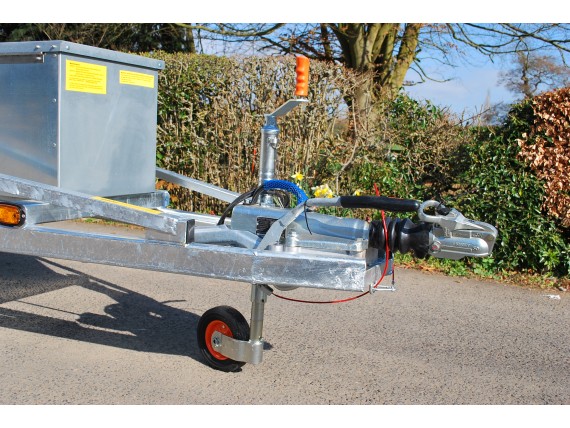 TC 2000 3x16 Centre Post Rowing Trailer